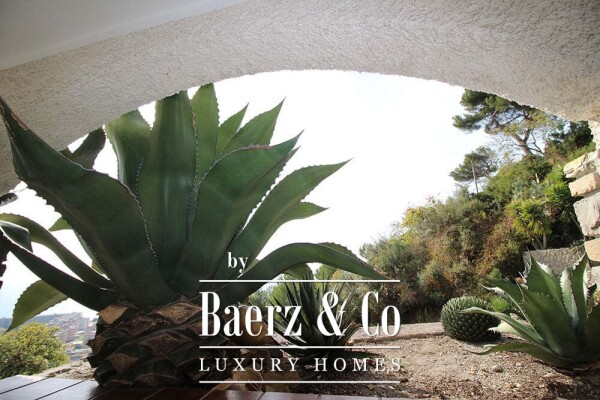 photo 15 Villa for sale 233 m²