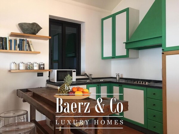 photo 45 Villa for sale 405 m²