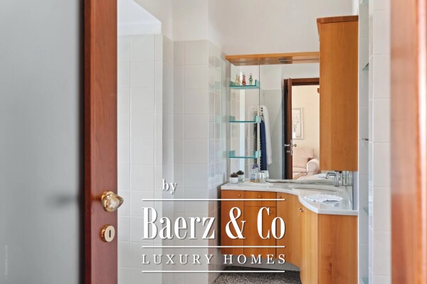 photo 14 Beautiful villa with panoramic sea view over the bay of Saint Jean Cap Ferrat