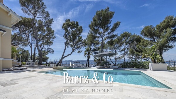 photo 5 Exceptional property with panoramic sea view - Bay of Saint Raphael, secure domain