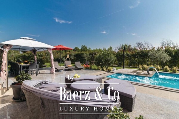 photo 5 Pula, Nova Veruda, superb villa with pool near the sea