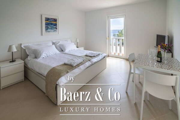 photo 74 Split, Čiovo, modern villa/boutique hotel with 8 apartments, first row to the sea