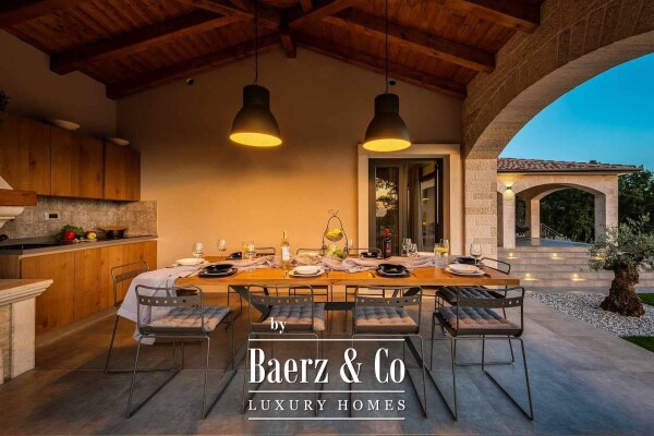 photo 13 Vižinada, a rustic villa with a pool and a panoramic view of the sea