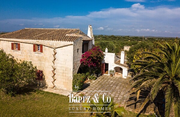 photo 5 RUSTIC ESTATE FROM THE 18TH CENTURY