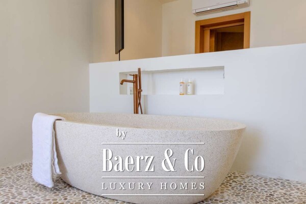 photo 35 Beautiful luxury home in Roca Llisa, Roca Llisa