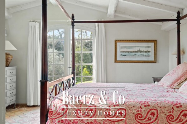 photo 17 Stunning bastide with swimming pool and tennis court