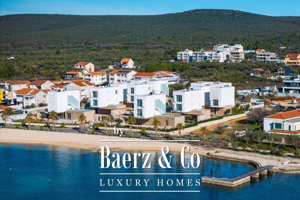 photo 8 Turanj, villas Turris, beautiful semi-detached villa with garden and swimming pool