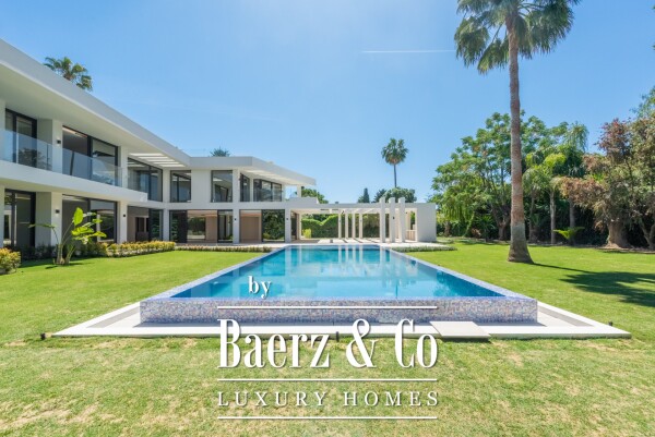 photo 1 Beautiful luxury home in Sotogrande, Sotogrande Costa - Reyes y Reinas