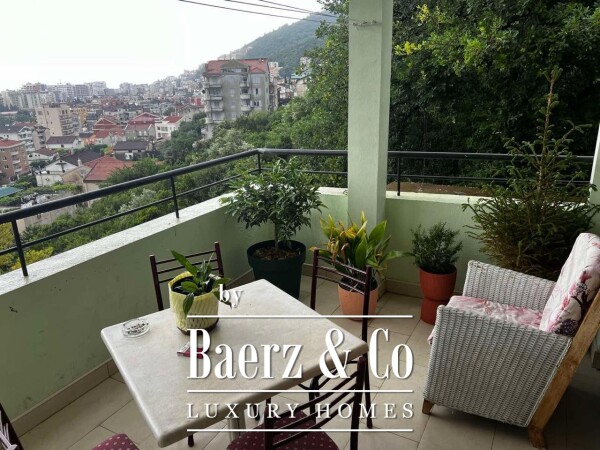 photo 3 Four Bedroom Apartment in Budva