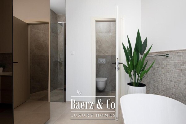 photo 12 Medulin, a beautiful villa of 350 m2, only 6 m from the sea with an fascinating view