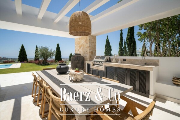 photo 11 Villa - El Herrojo - Benahavis - Ref: 8439