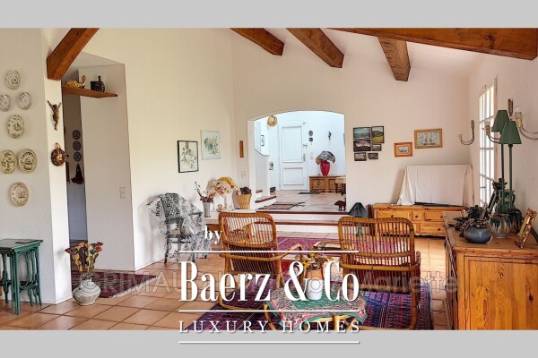 photo 11 **Peaceful Haven with Village View – Villa with Garden and O