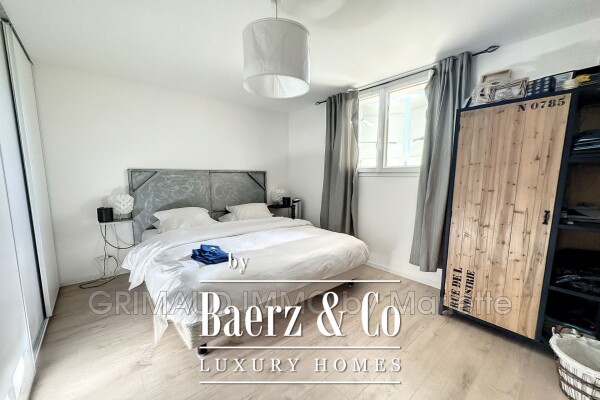 photo 15 Beautiful Recent Villa with Open Views, Tranquility, and Poo