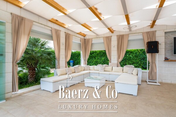 photo 39 Seget Donji, exceptional property with two buildings, swimming pool, jucuzzi and garden