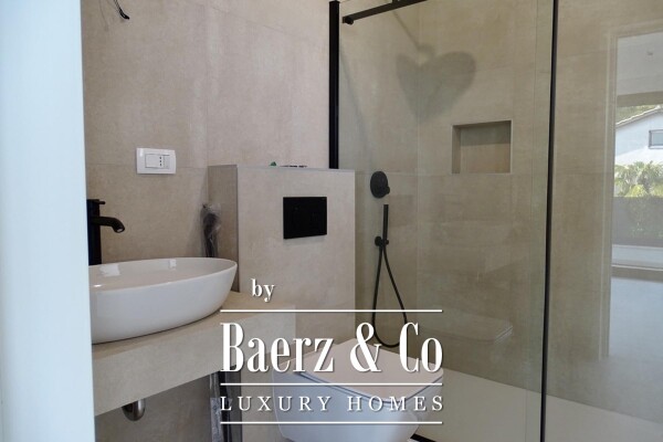 photo 25 Njivice, two-story apartment in a villa with a pool, gross living area 161,50m2