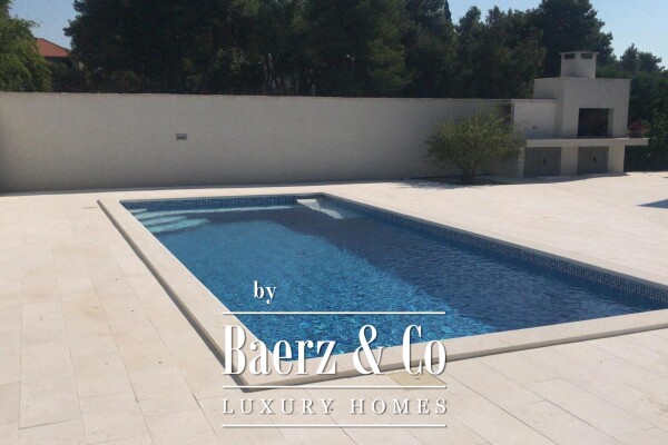 photo 4 Zadar, Draženica, modern house with pool and sea view in an exceptional location