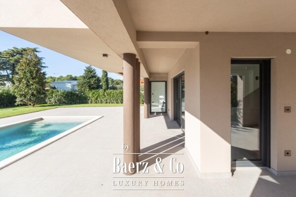 photo 22 Fažana, modern villa 275 m² on a large, immaculate garden with a heated swimming pool