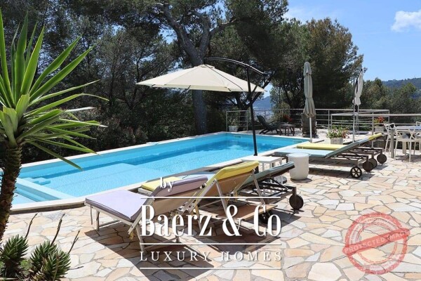 photo 44 Villa for sale 166 m²