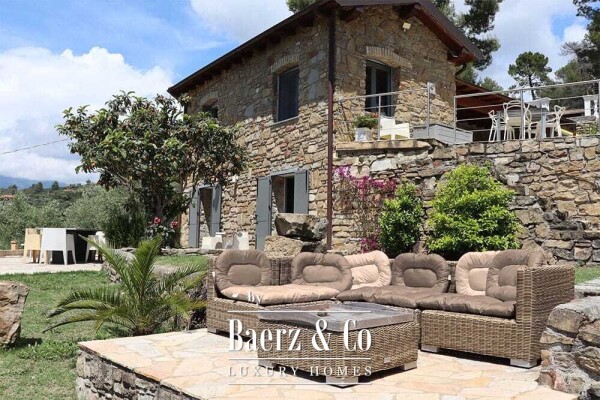 photo 4 Villa for sale 166 m²