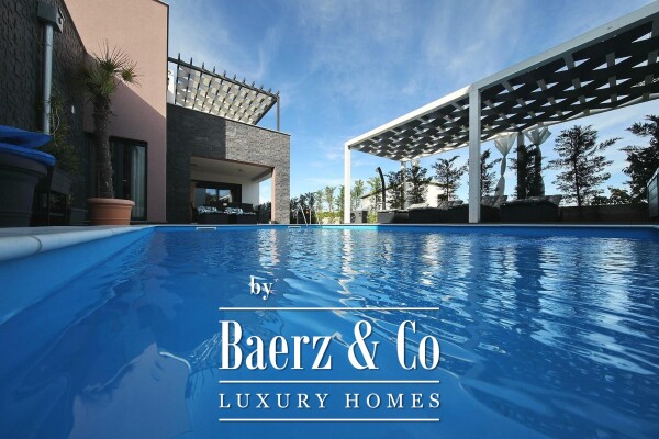 photo 1 Nin, Zaton, a complex of three modern villas with swimming pools in an excellent location