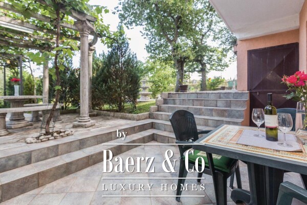 photo 13 Rovinj, Rovinjsko Selo, elegant, luxurious house 380 m2 with 4 residential units and a beauutifu...