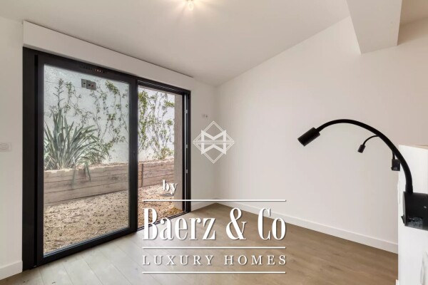 photo 10 In La Croix-Valmer - turnkey villa with open views of nature and a glimpse of the sea