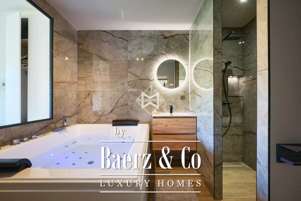 photo 16 Luxury - New contemporary villa in Cavalaire-sur-Mer