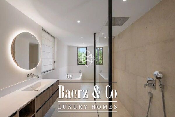 photo 10 Saint-Tropez, new property between the village and the beaches