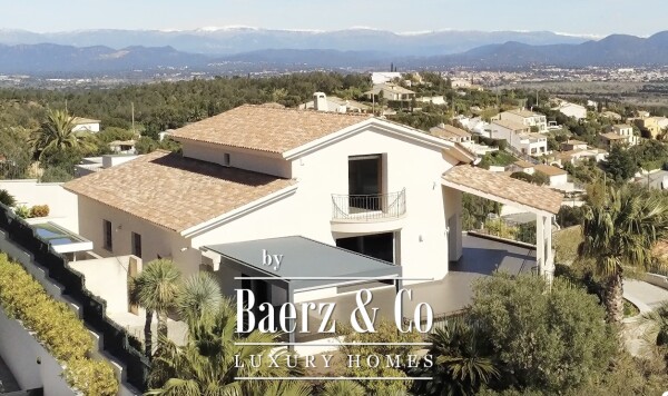 photo 1 PROPERTY WITH PANORAMIC SEA VIEW