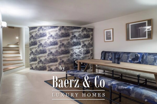 photo 4 Superb house in the center of Saint-Tropez