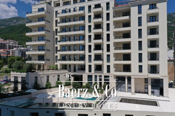 photo 6 Spacious Apartment in Budva next to the Beach