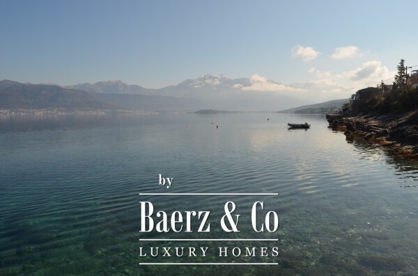 photo 2 House in Tivat Municipality next to the Sea and the Beach