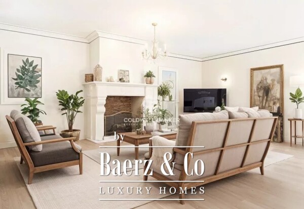 photo 7 ESTATE PROPERTY IN THE HEART OF A LANDSCAPED PARK