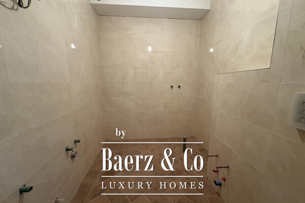 photo 8 Zlarin, spacious house with apartments under renovation, 1200 m²