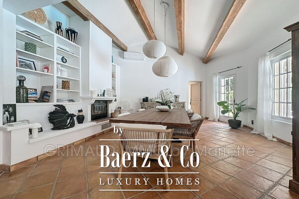 photo 6 beautiful property with 4 bedrooms and apartment, garage and