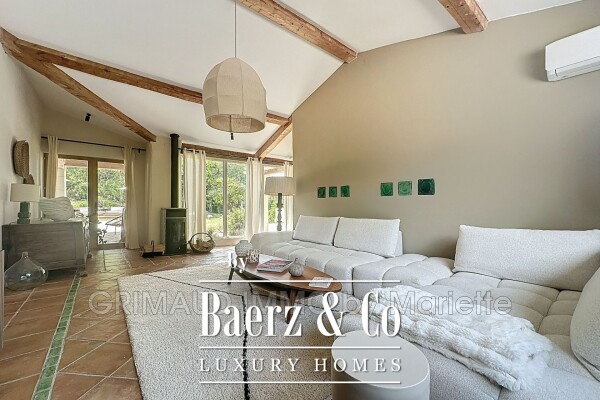 photo 11 beautiful property with 4 bedrooms and apartment, garage and