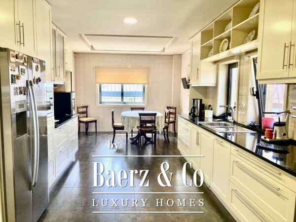 photo 13 Exclusive 6 bedroom villa in Miramar