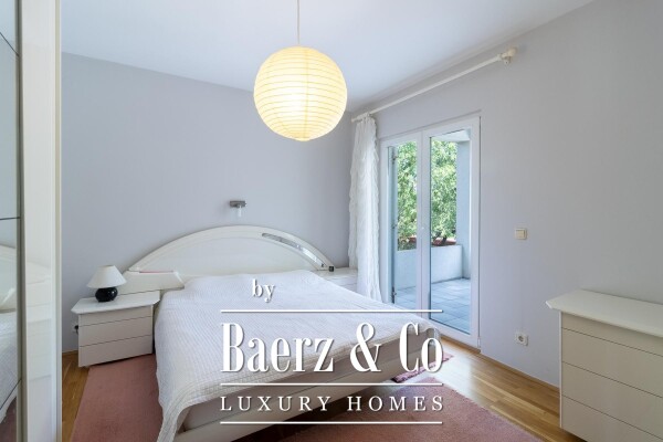 photo 26 Krk, house with three residential units and a large garden in the center