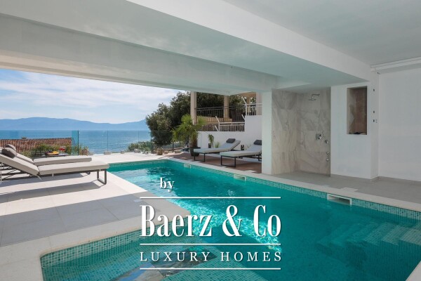 photo 3 Podaca, luxury villa in an ideal location