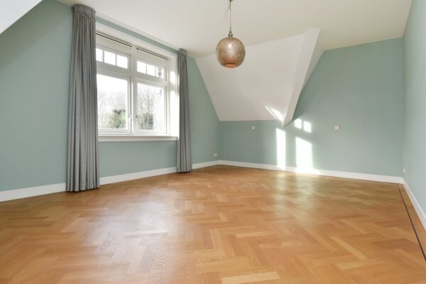 photo 42 Oostsingel 183