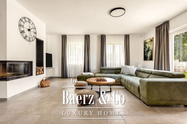 photo 3 Luxury Villa with a large pool and complete privacy – near Poreč