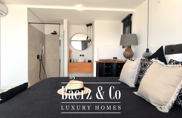 photo 13 EXCLUSIVE LUXURY VILLA ON THE FIRST LINE OF THE SEA IN CIUTADELLA, MENORCA, WITH SWIMMING POOL AND MODERN DESIGN