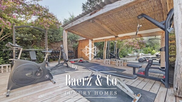 photo 12 Charming villa in a private Estate