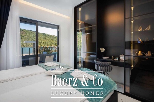 photo 10 Rogoznica, modern villa with swimming pool in the first row to the sea