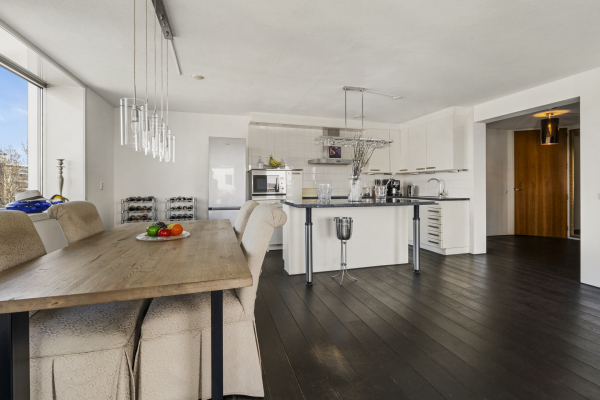 photo 21 Van Leijenberghlaan 2 T