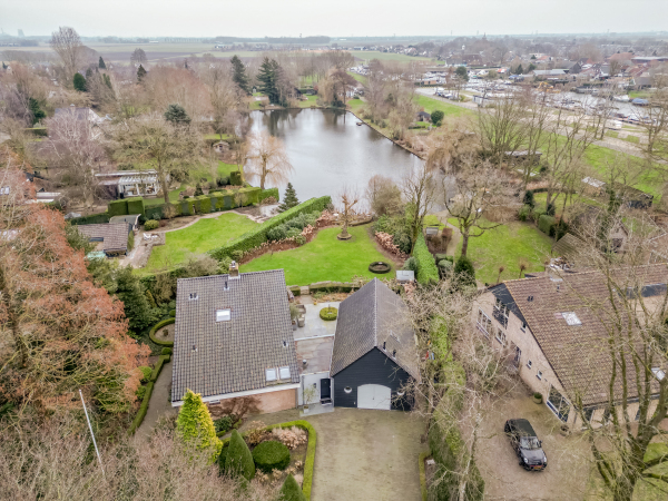 photo 50 Ameroever 64