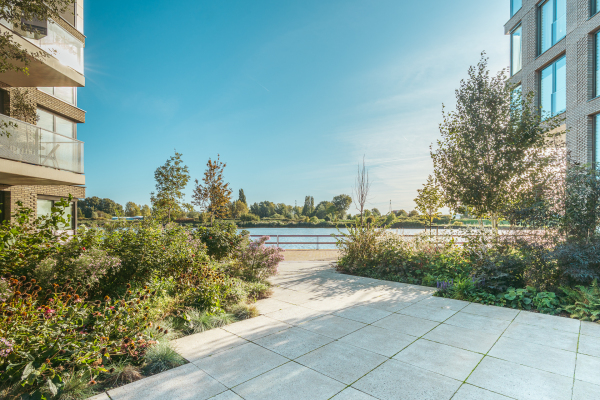 photo 32 Lorriestraat 60