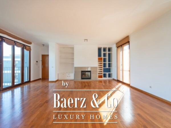 photo 2 T3, with condominium garden, garage and doorman