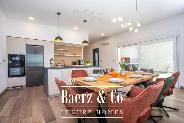 photo 8 Dugi Rat, Jesenice, modern villa with panoramic sea views, NFA 275 m²