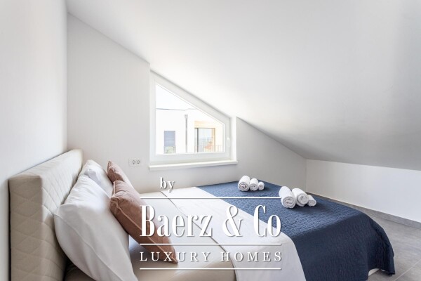 photo 8 Rogoznica, Zečevo, house with 4 apartments and a basement, 366.81 m²